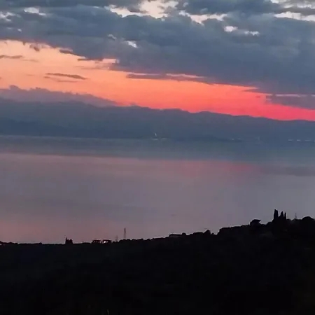 House Afetes * Afetai