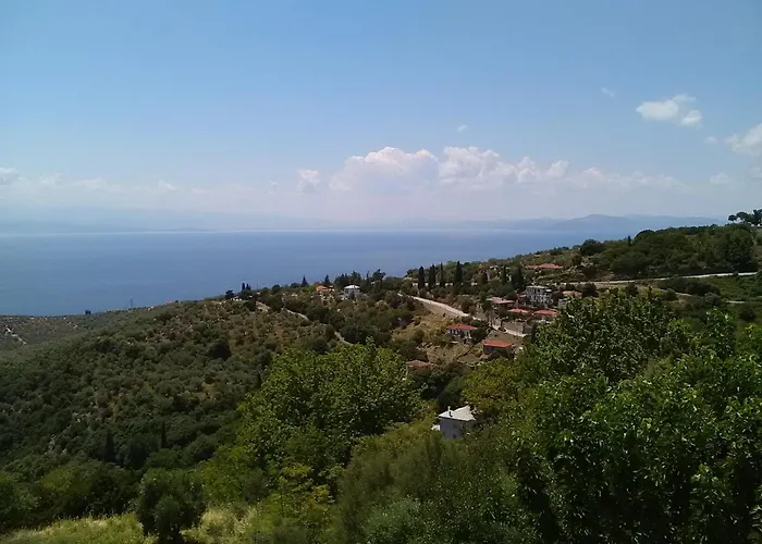 House Afetes Case de vacanță *