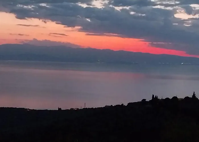 House Afetes * Afétai