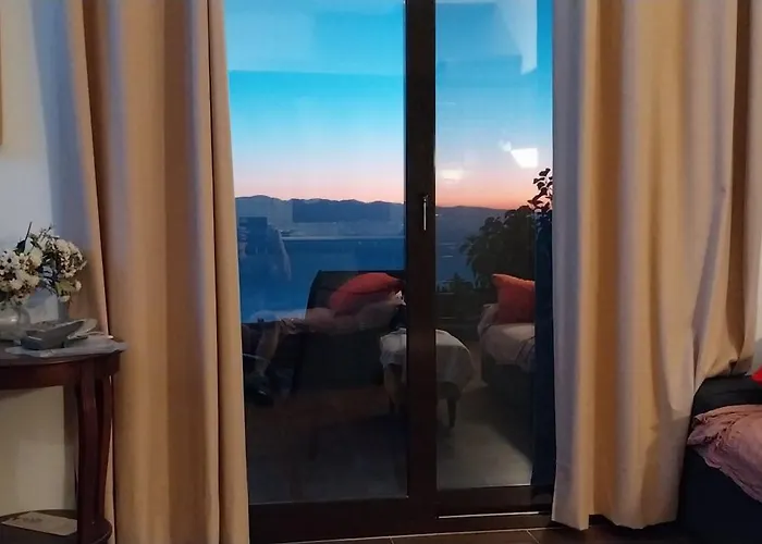 House Afetes Hébergement de vacances